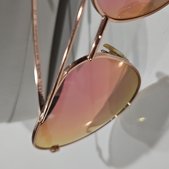 Michael Kors Rose Gold Aviator Sunglasses EUC - Picture 2 of 5